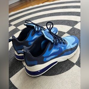 Nike Air Zoom Blue and Black Sneakers, great condition!